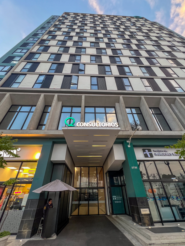 Fachada sede Pueblo Libre OzoSalud